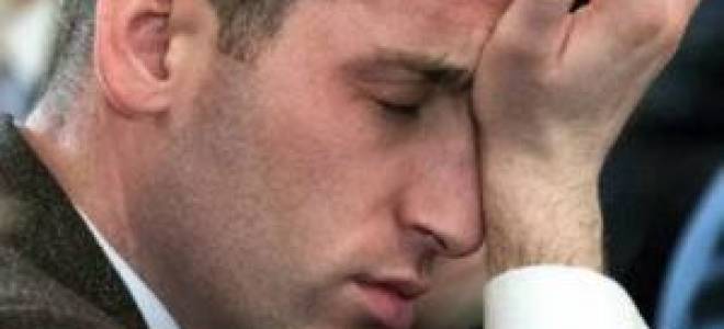 Почему темнеет в глазах когда болит низ живота?