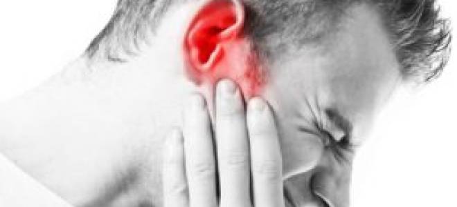 Болит ухо и глаз красный с одной стороны